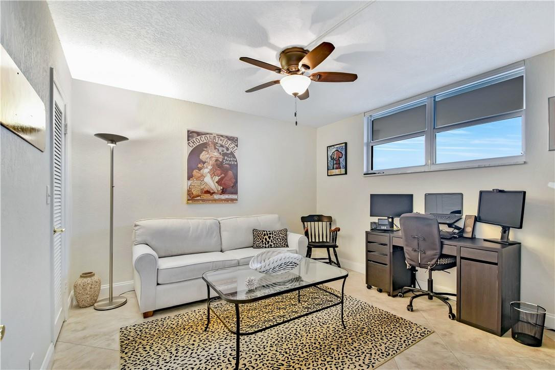 Admiralty Towers - Residential