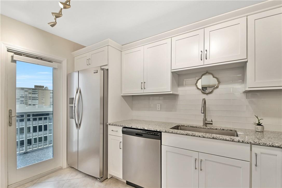 Admiralty Towers - Residential