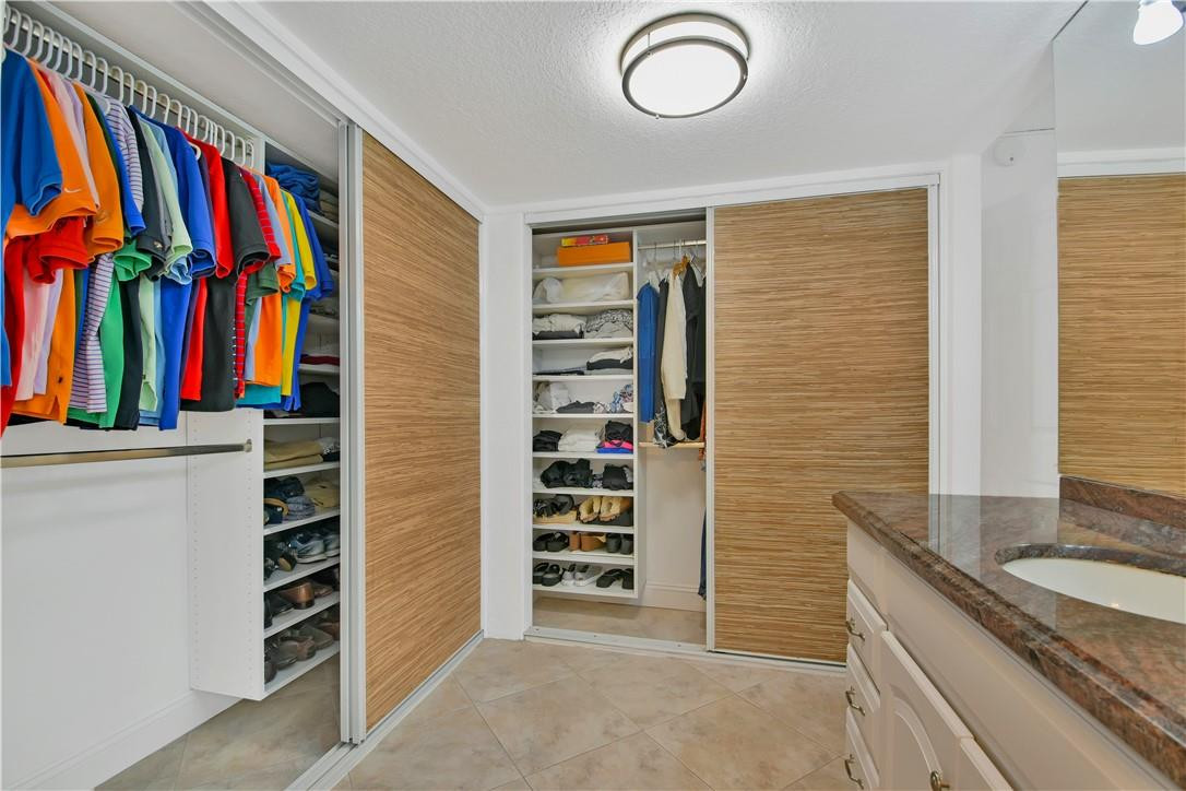 Admiralty Towers - Residential