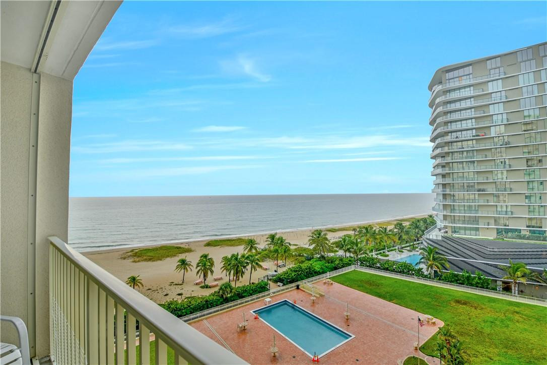 Admiralty Towers - Residential