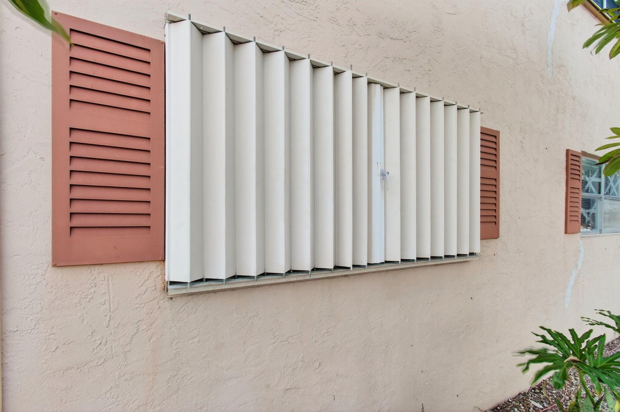 BOCA TOWNE CENTRE - Residential Lease