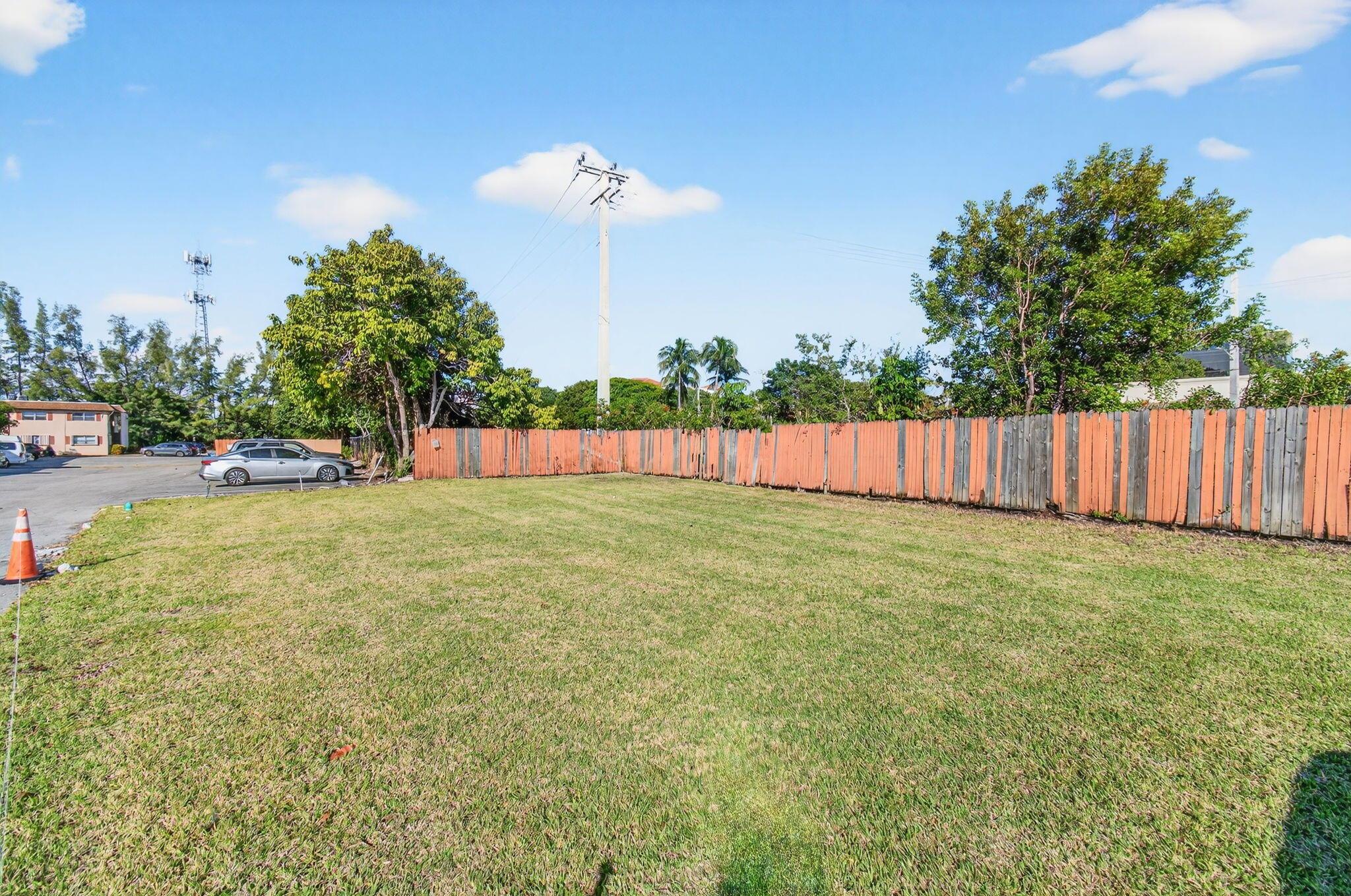 BOCA TOWNE CENTRE - Residential Lease