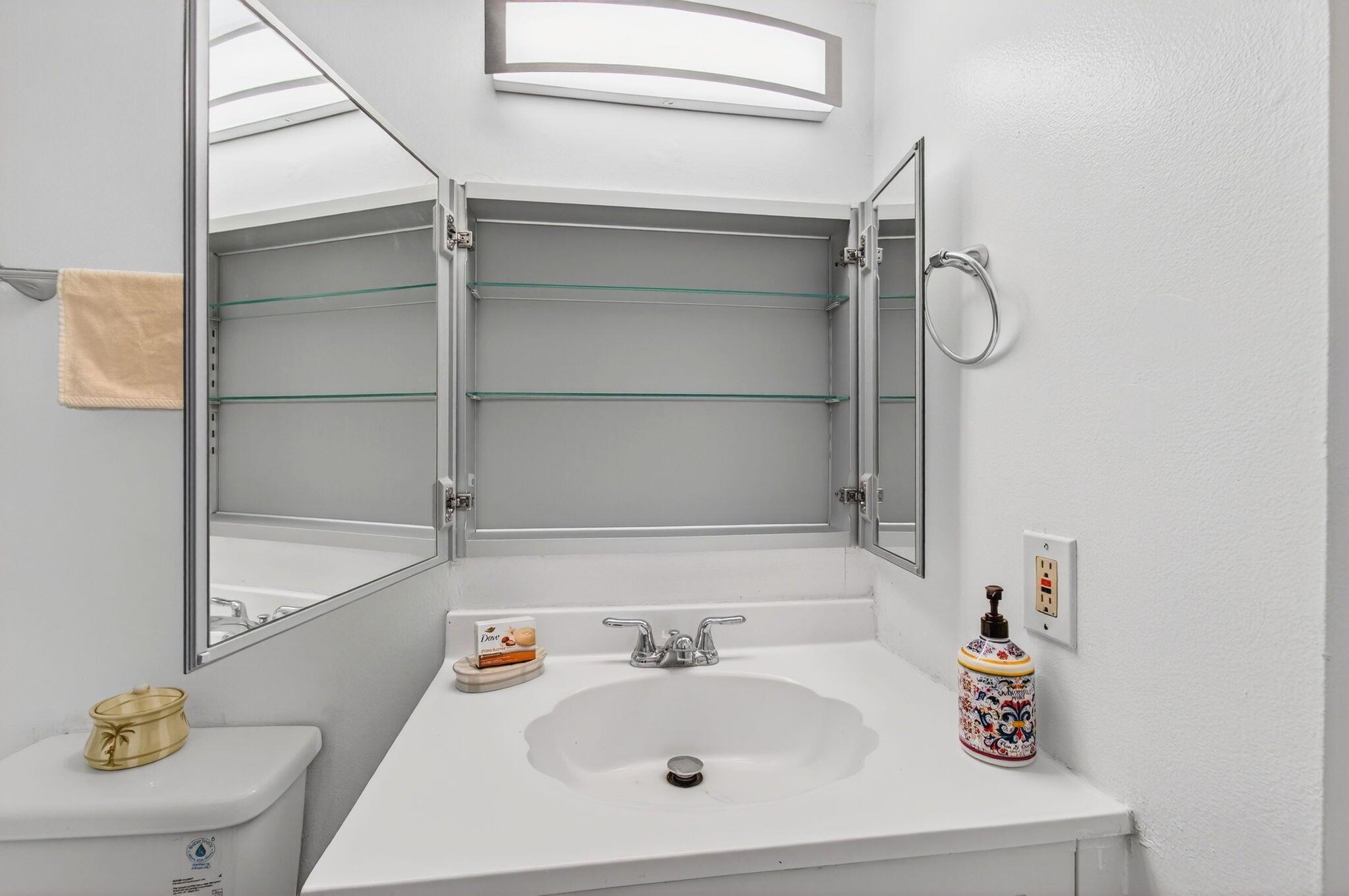 BOCA TOWNE CENTRE - Residential Lease