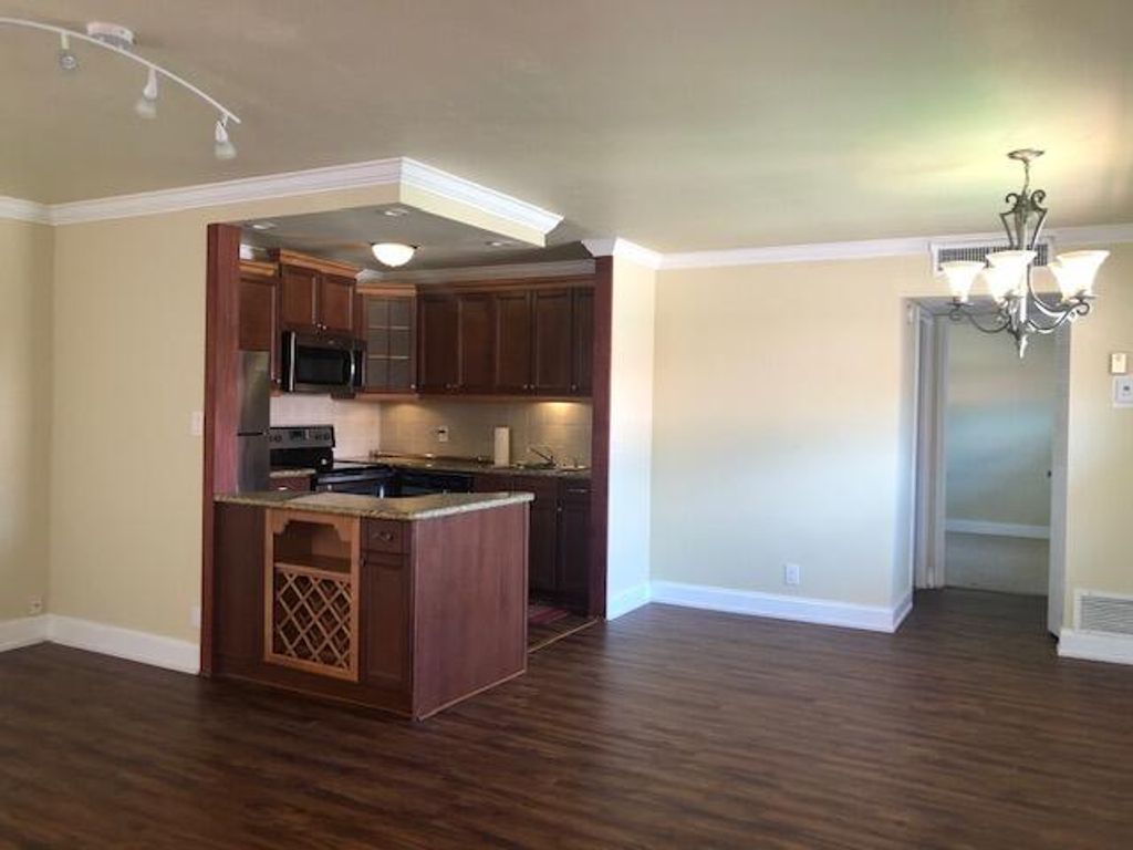 Photo of 662 Saxony Trail N, Delray Beach, FL 33446 (MLS # R11168923)