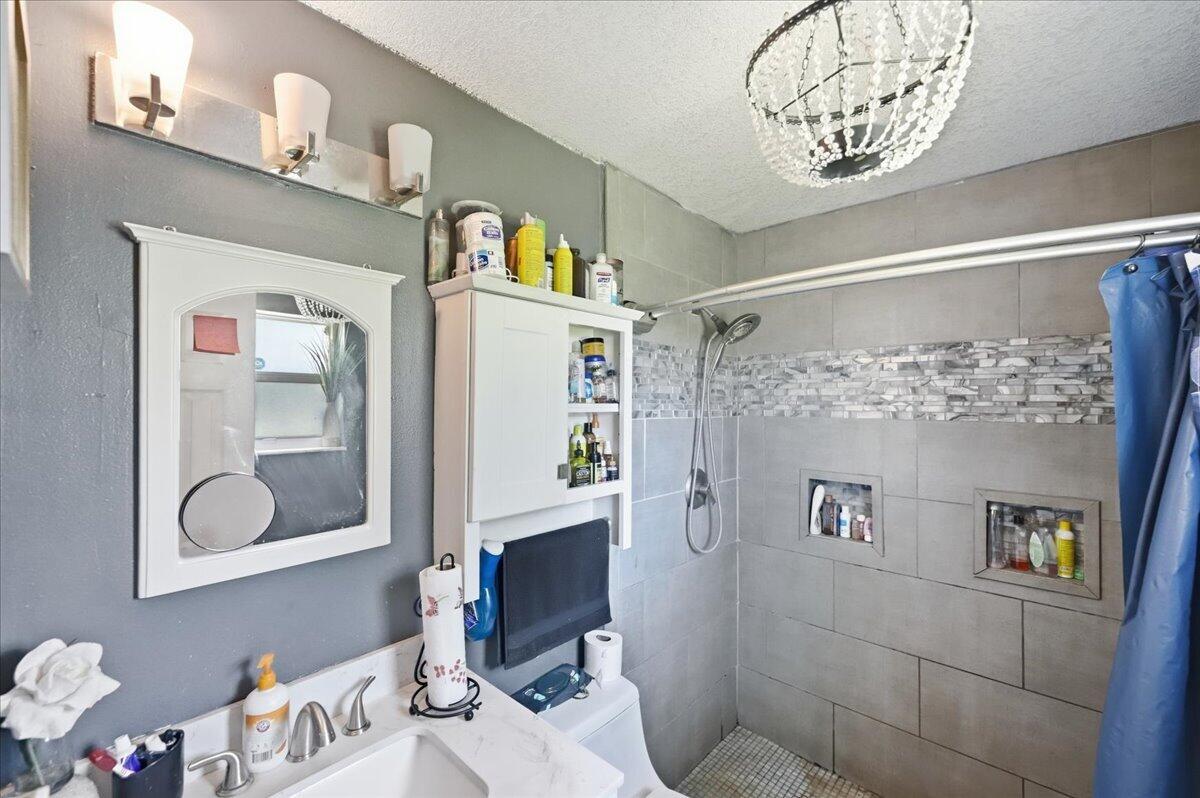 LAKEWOOD PARK UNIT 10 - Residential