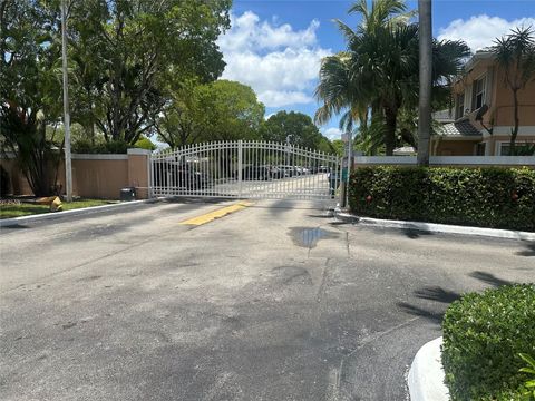 Photo of 3263 NW 44th Street #6, Oakland Park, FL 33309 (MLS # F10515817)