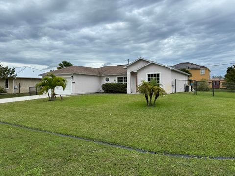 A home in Port St Lucie