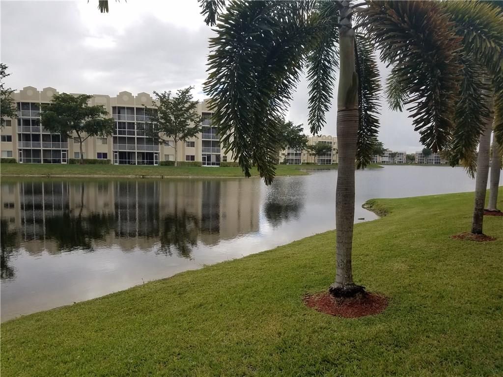 Photo of 7841 Catalina Circle #7841, Tamarac, FL 33321 (MLS # F10408137)