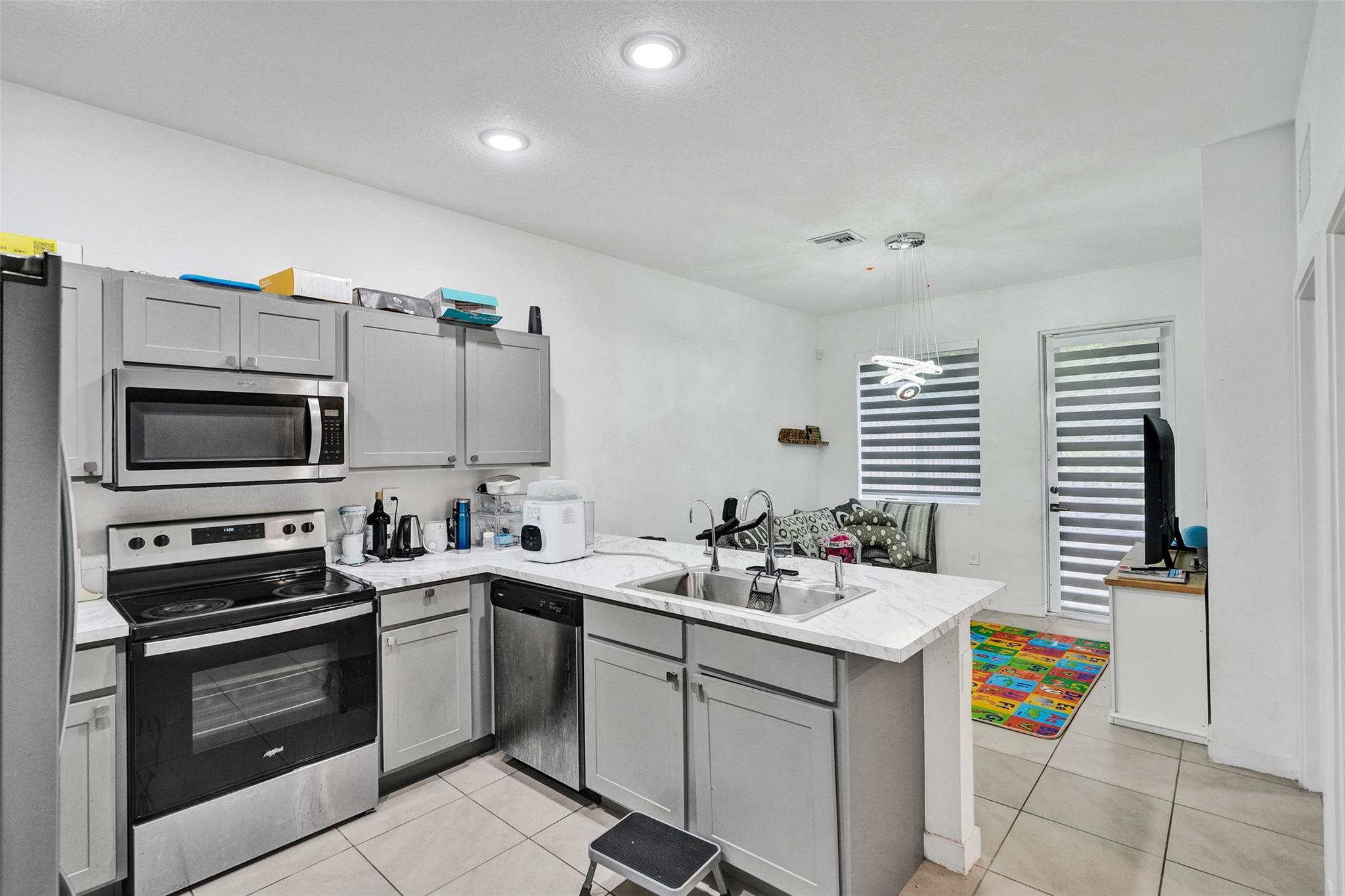1325 NW 208th Ter