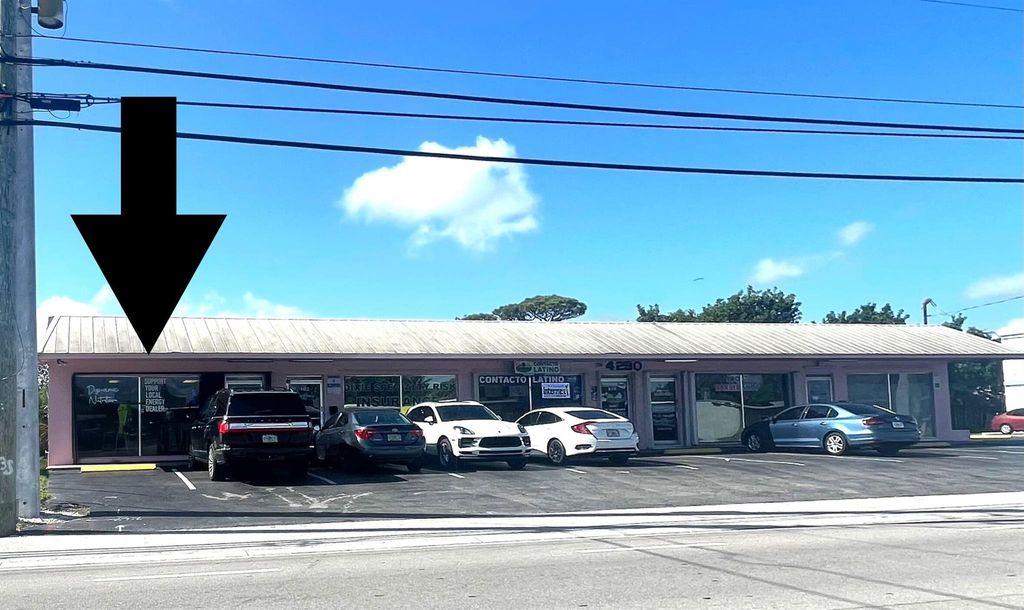 Photo of 4290 10th Avenue N #101, Lake Worth, FL (MLS # R11079148)