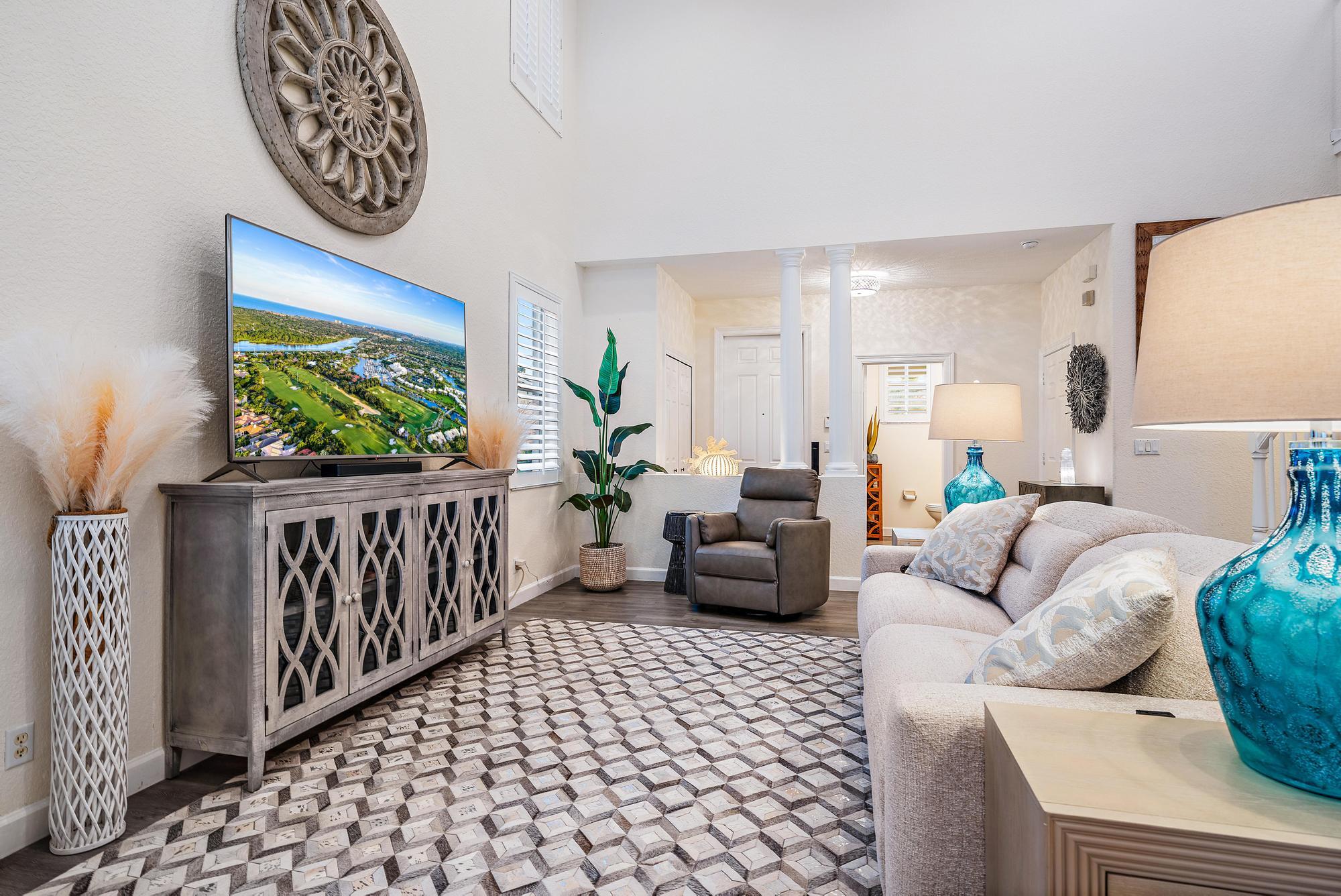 7739 SE Heritage Boulevard