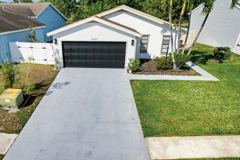 4567 Brook Drive West Palm Beach FL 33417
