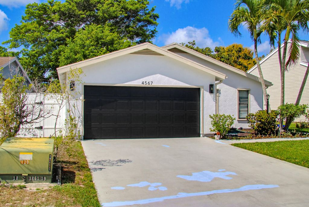 Photo of 4567 Brook Drive, West Palm Beach, FL 33417 (MLS # B26001363)