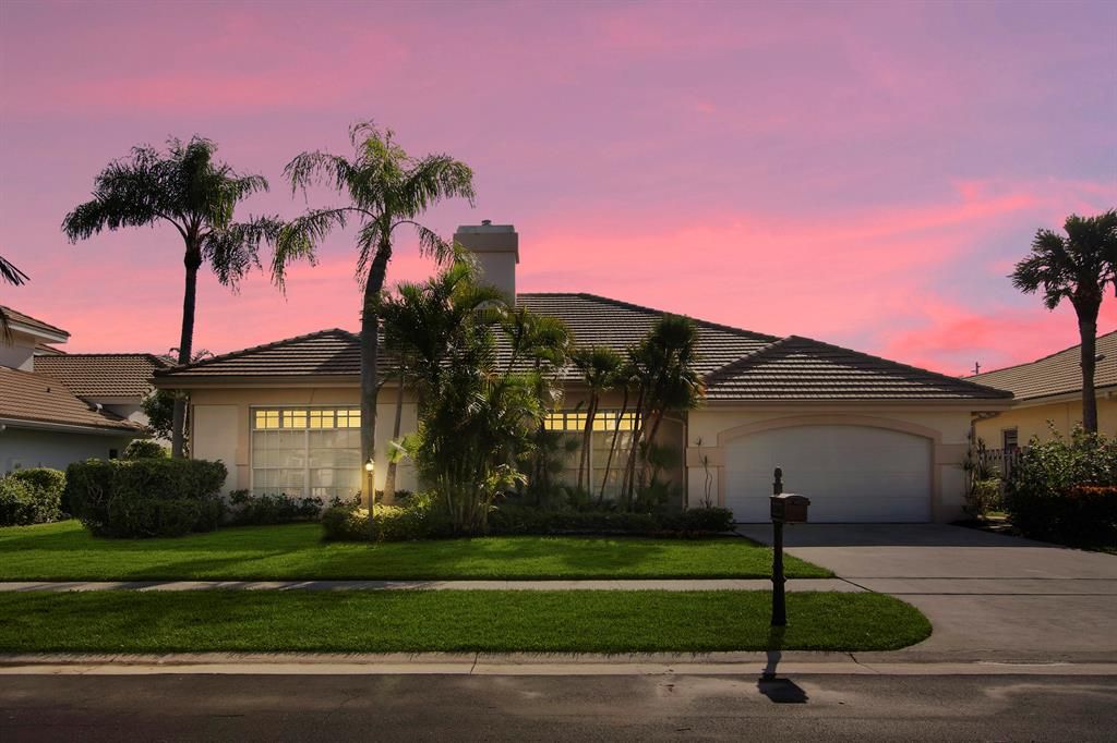 Photo of 13475 William Myers Court, Palm Beach Gardens, FL 33410 (MLS # R10876929)