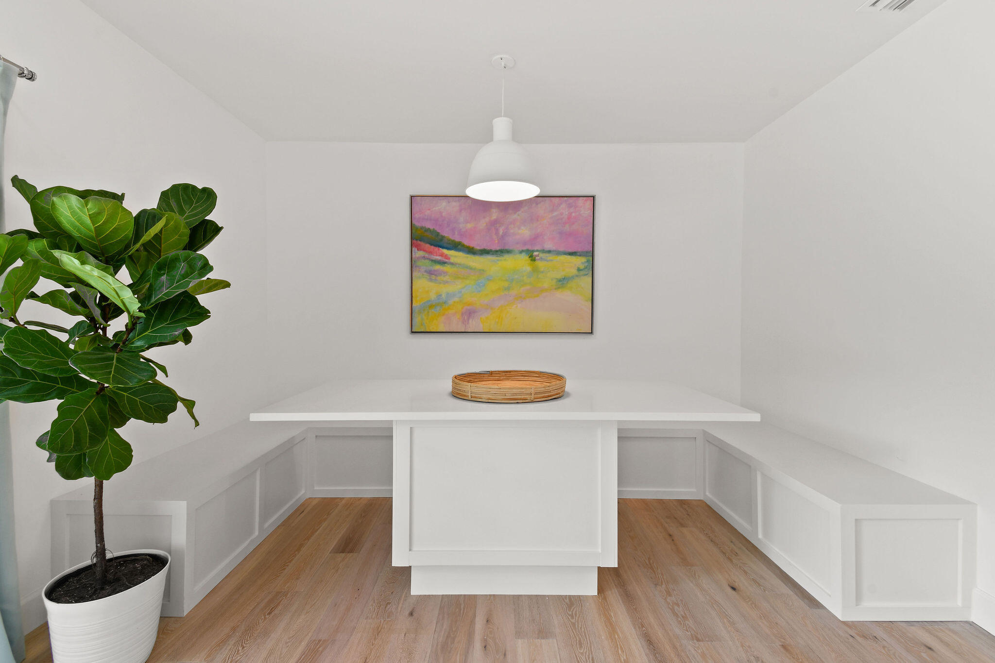 ESSEX LANE - Residential