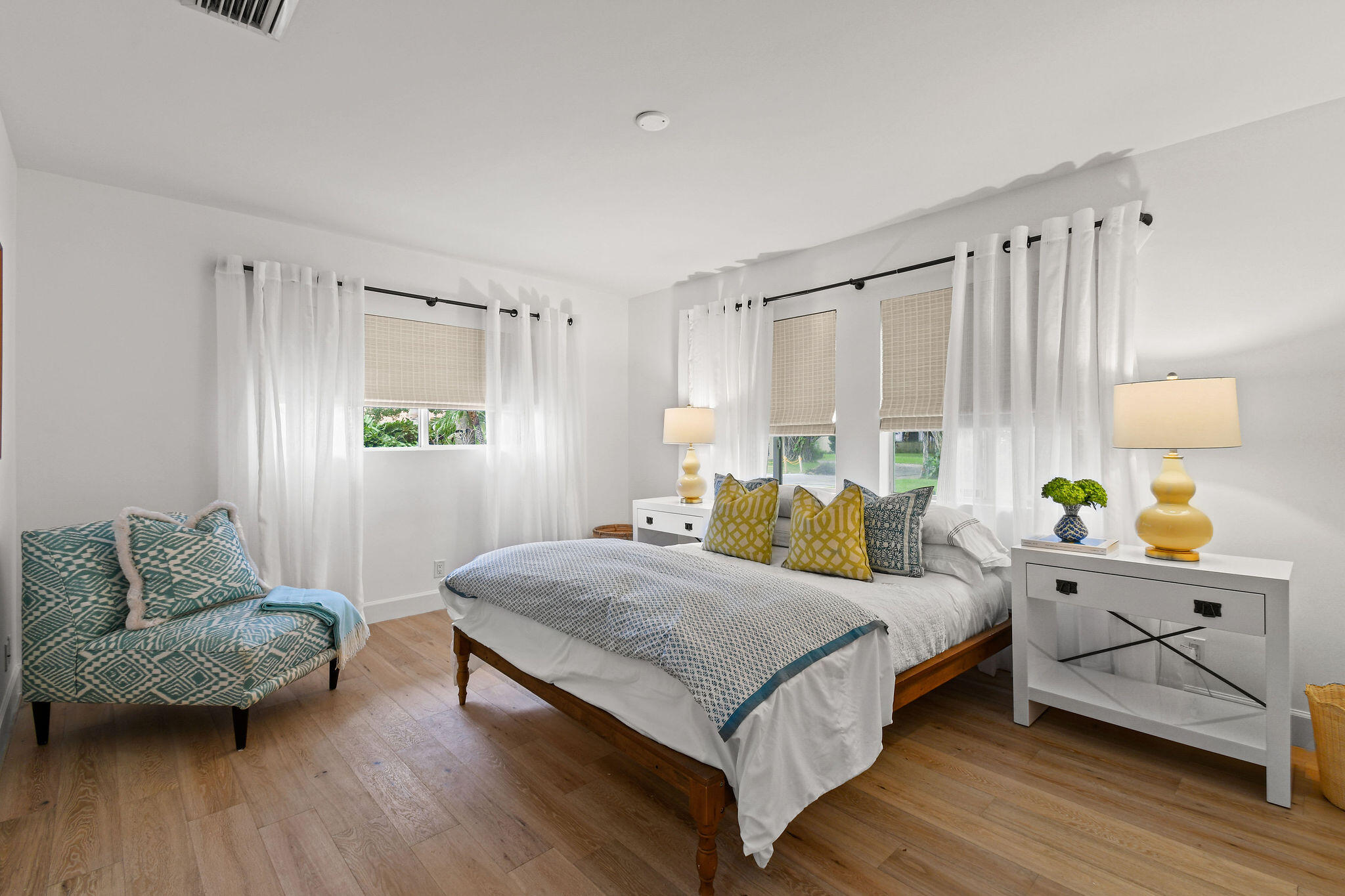 ESSEX LANE - Residential