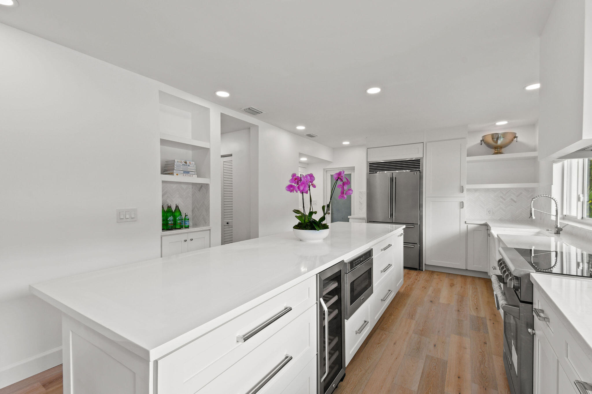 ESSEX LANE - Residential