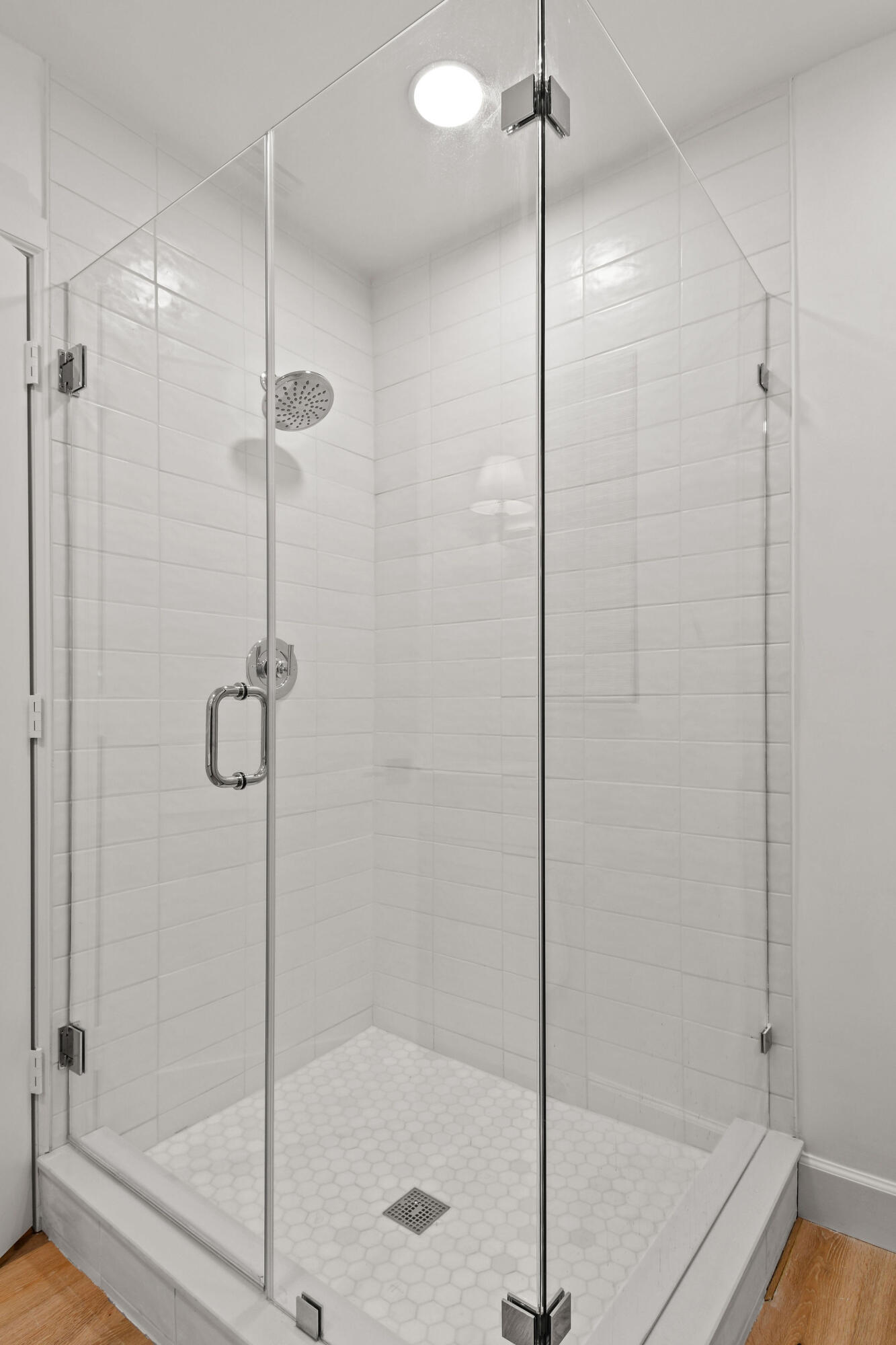 ESSEX LANE - Residential