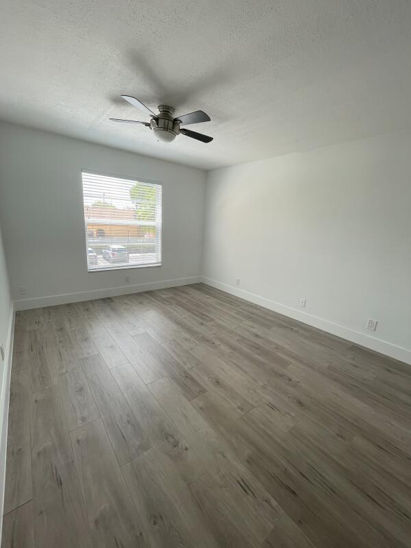 480 NW 20th Street 207b