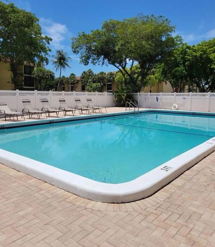 480 NW 20th Street 207b