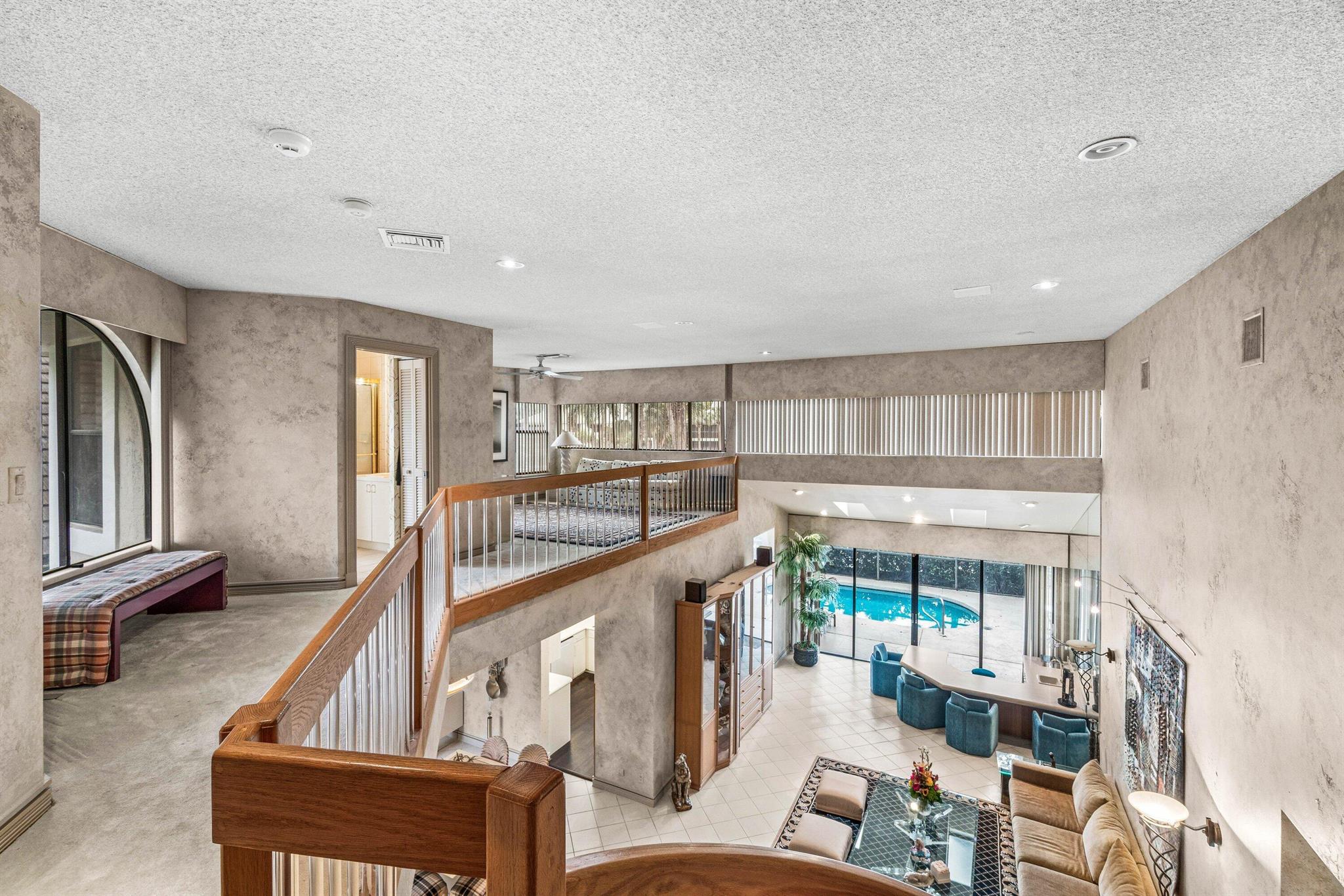 STEEPLE CHASE - Residential