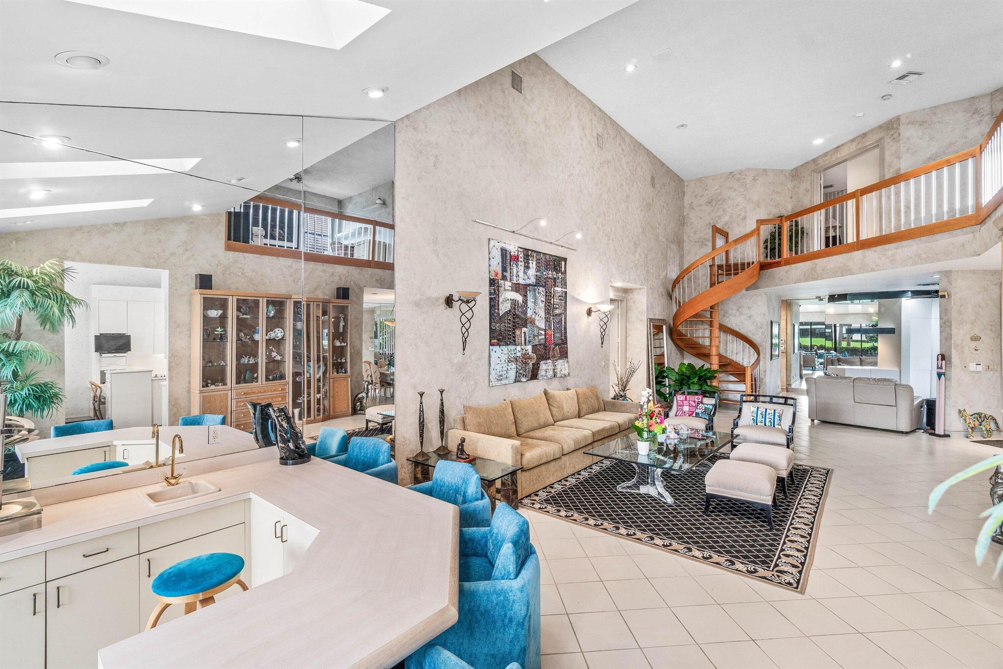 STEEPLE CHASE - Residential