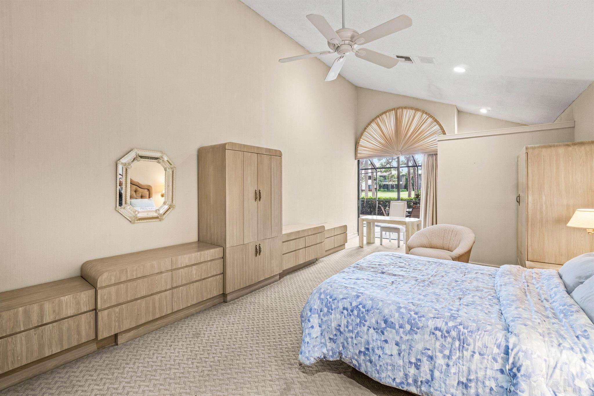 STEEPLE CHASE - Residential