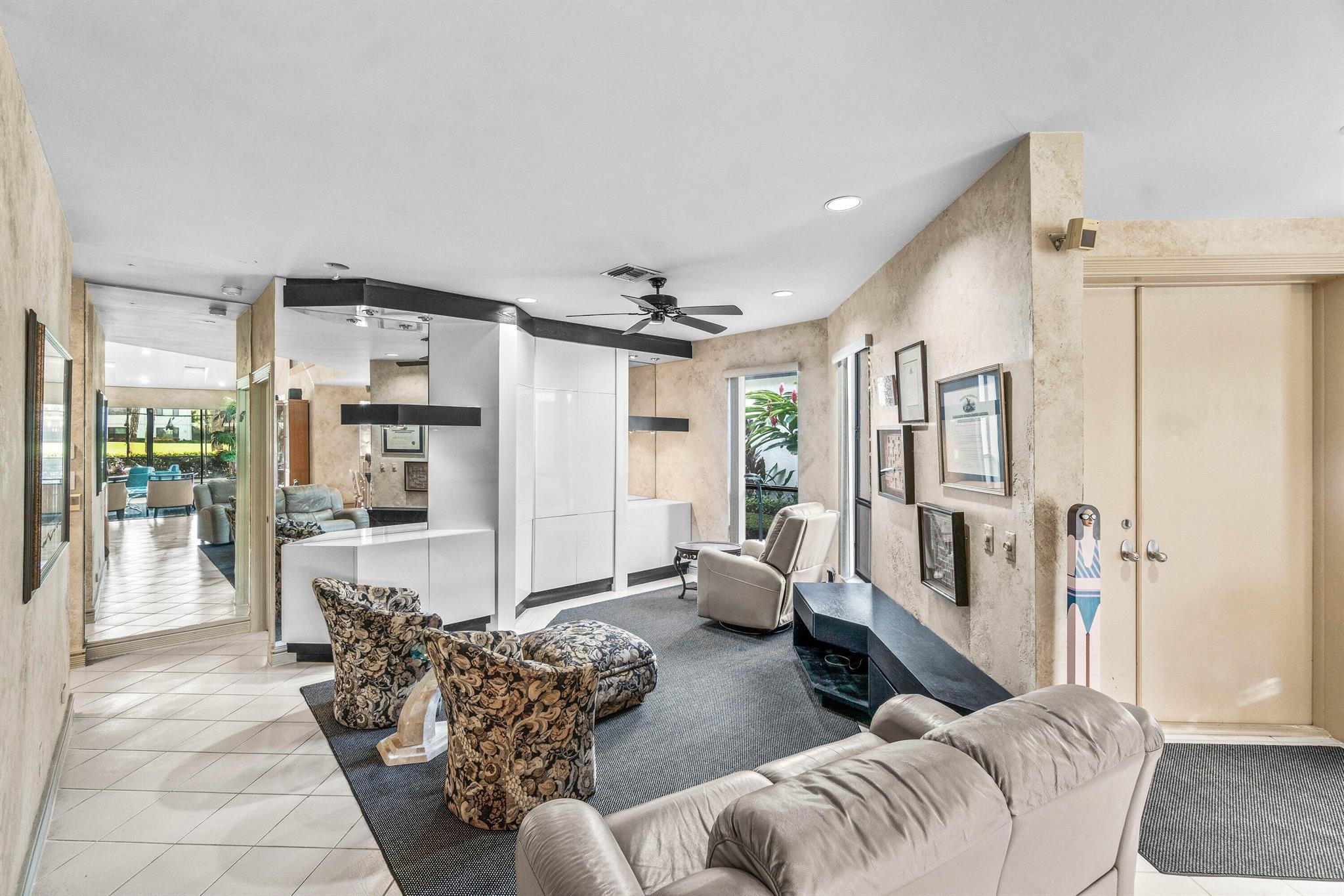 STEEPLE CHASE - Residential