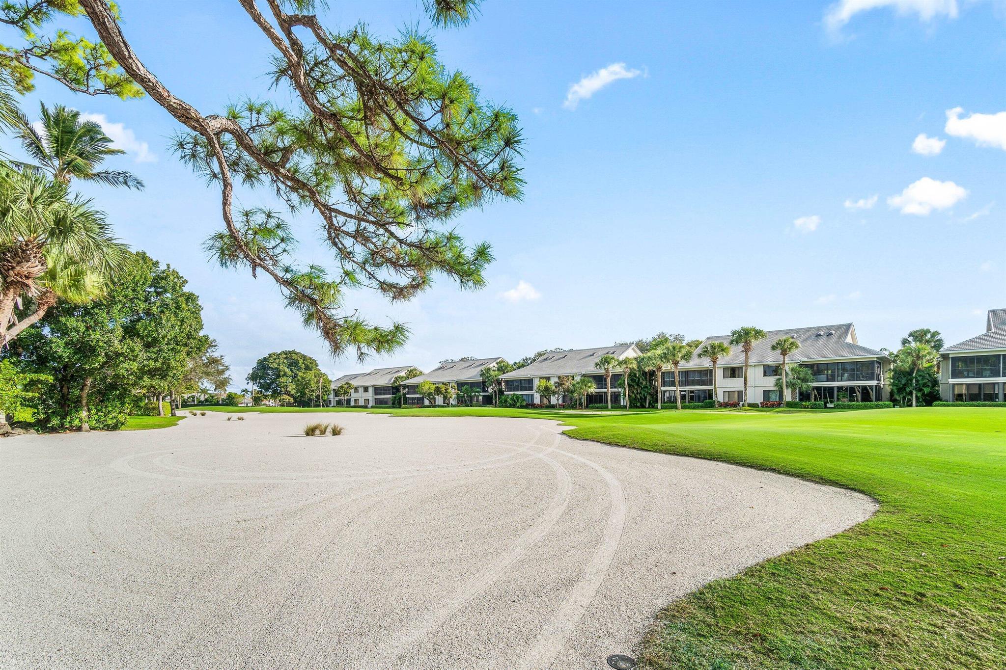 STEEPLE CHASE - Residential