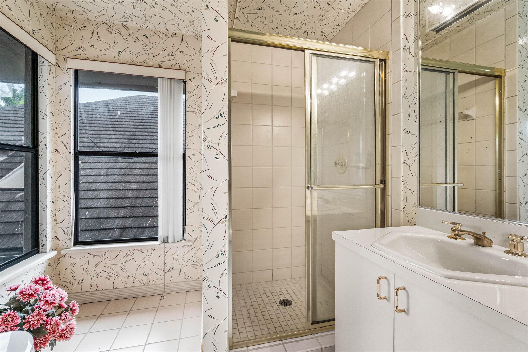 STEEPLE CHASE - Residential