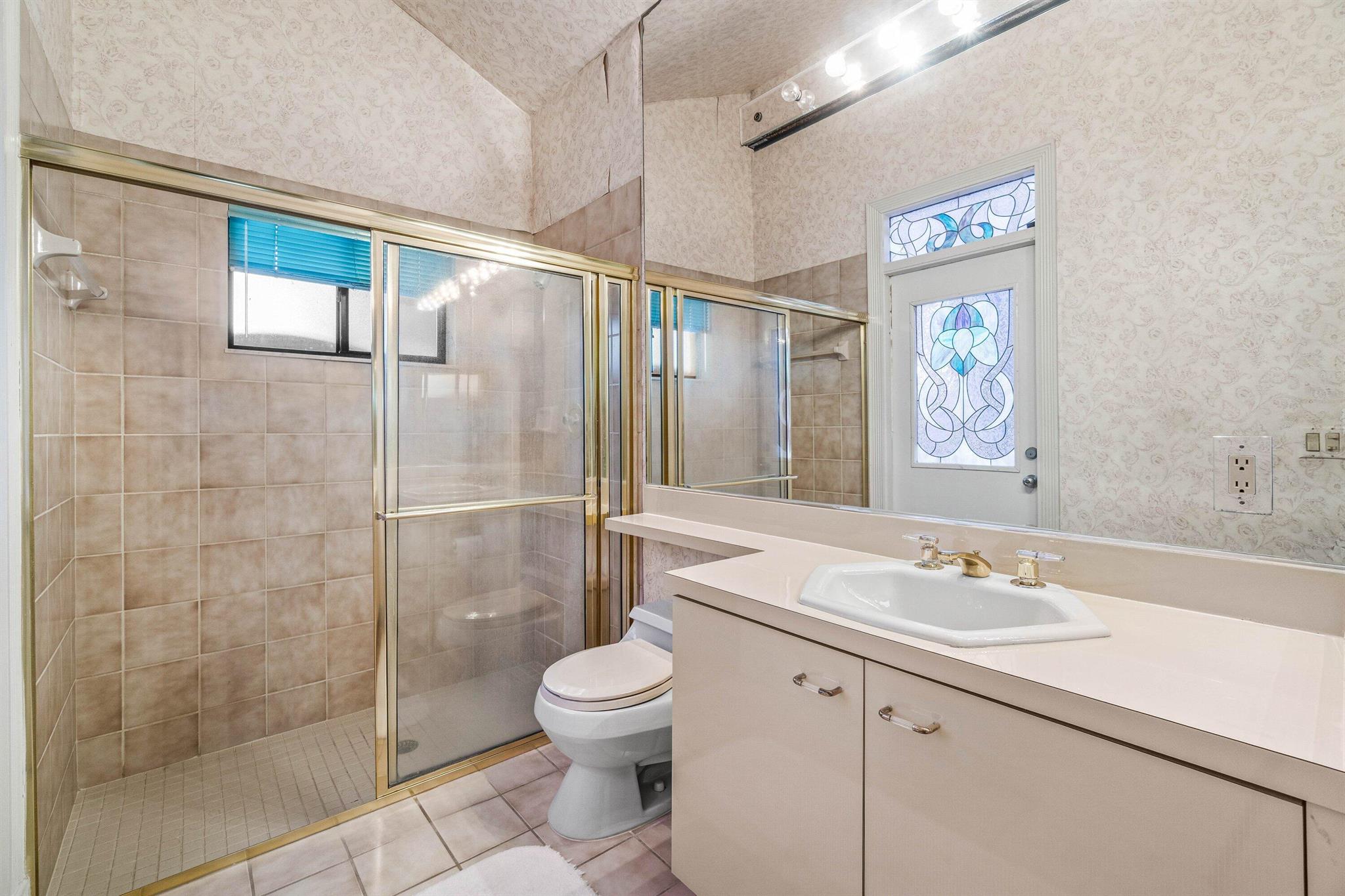 STEEPLE CHASE - Residential