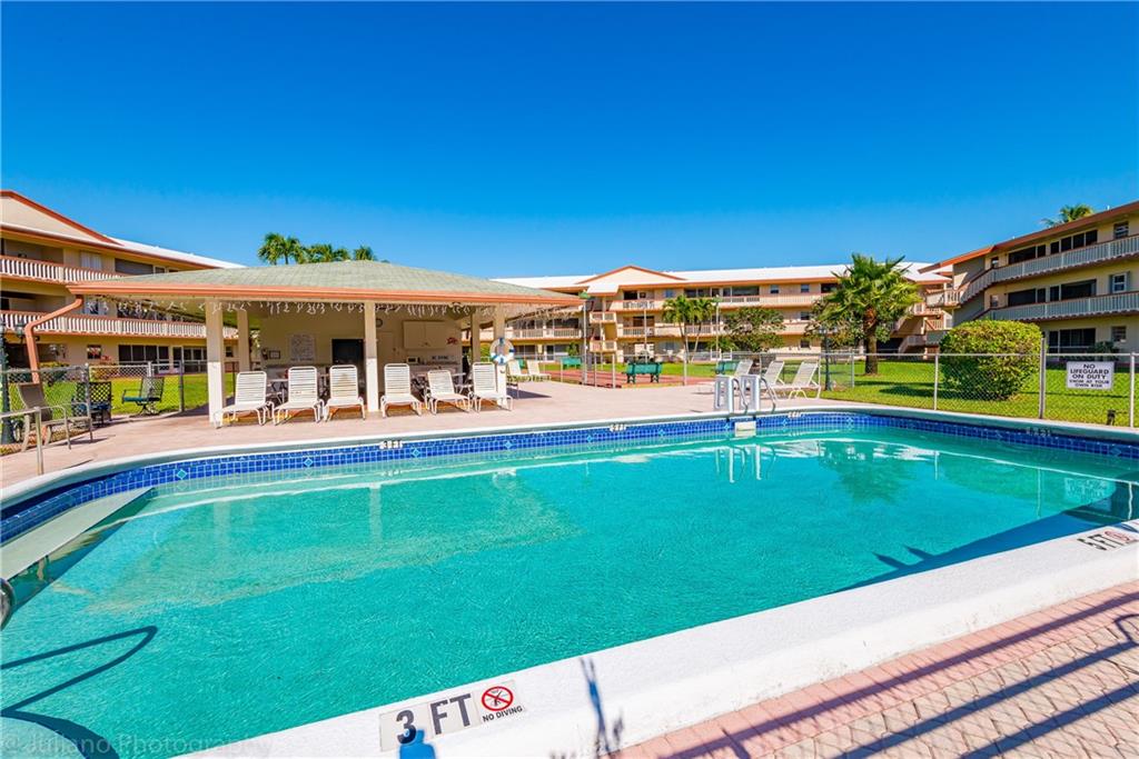 BEVERLY HILLS - Residential