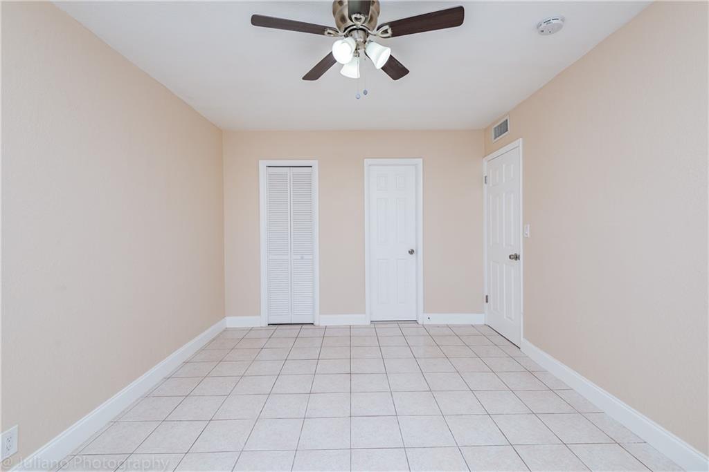 BEVERLY HILLS - Residential