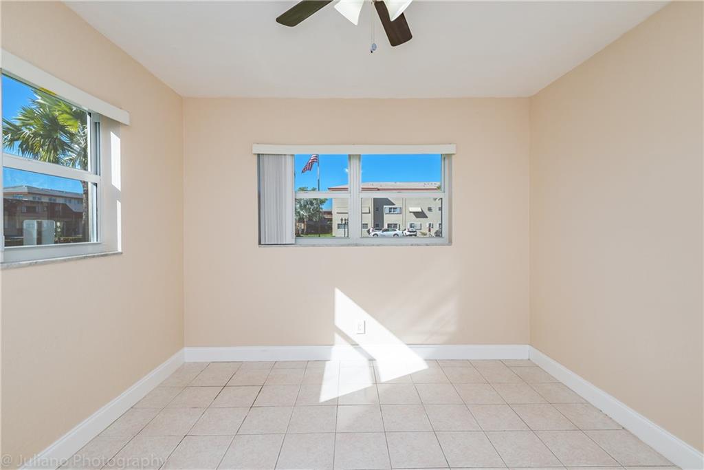 BEVERLY HILLS - Residential