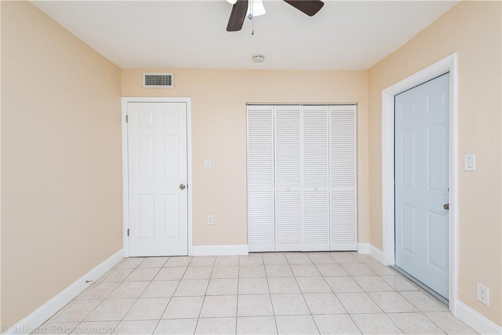 BEVERLY HILLS - Residential