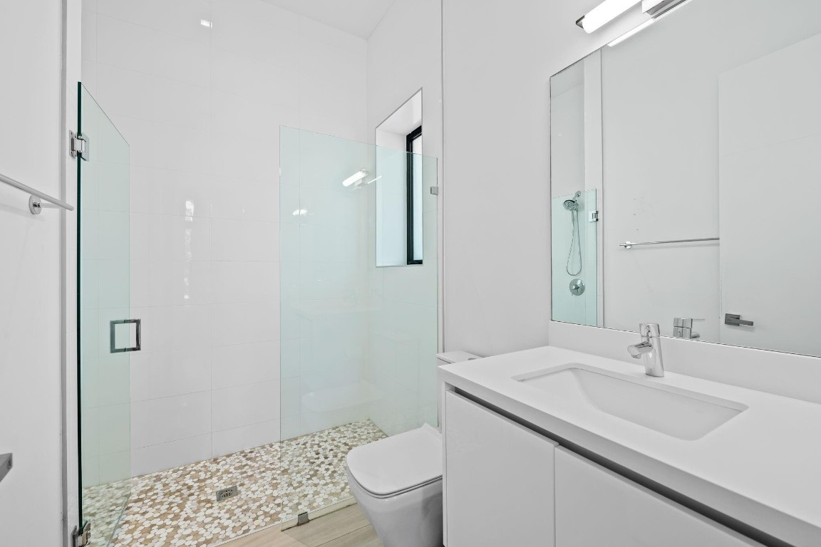 Weston Estates 181-168 B - Residential