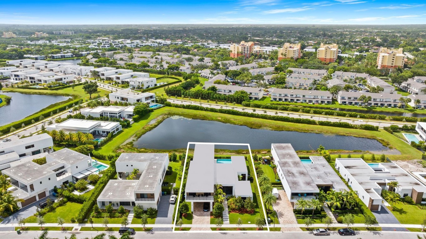 Weston Estates 181-168 B - Residential