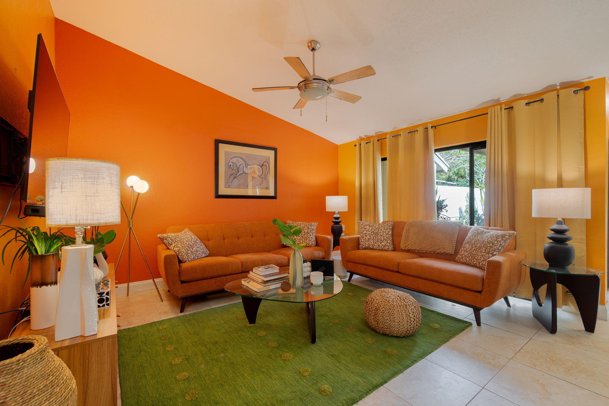 View photos, virtual tours, details... 3096 S Oakland Forest Drive 1605