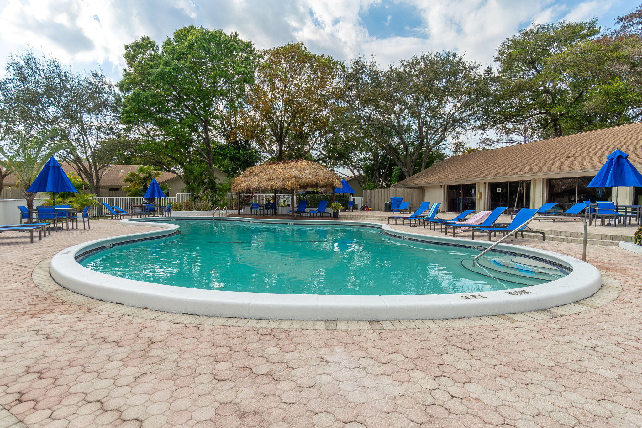 PINES OF OAKLAND - Residential