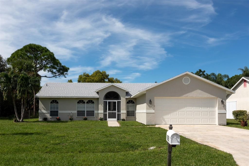 Photo of 1692 SE Mariana Rd, Port St Lucie, FL 34952 (MLS # F10405940)