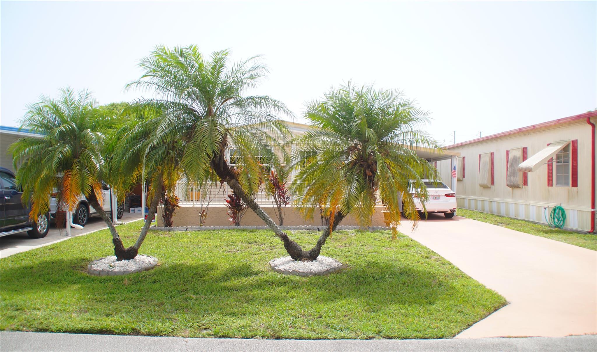 5280 SW 23rd Ave, Fort Lauderdale, FL, 33312/$295,000 3 5280 SW 23rd Ave