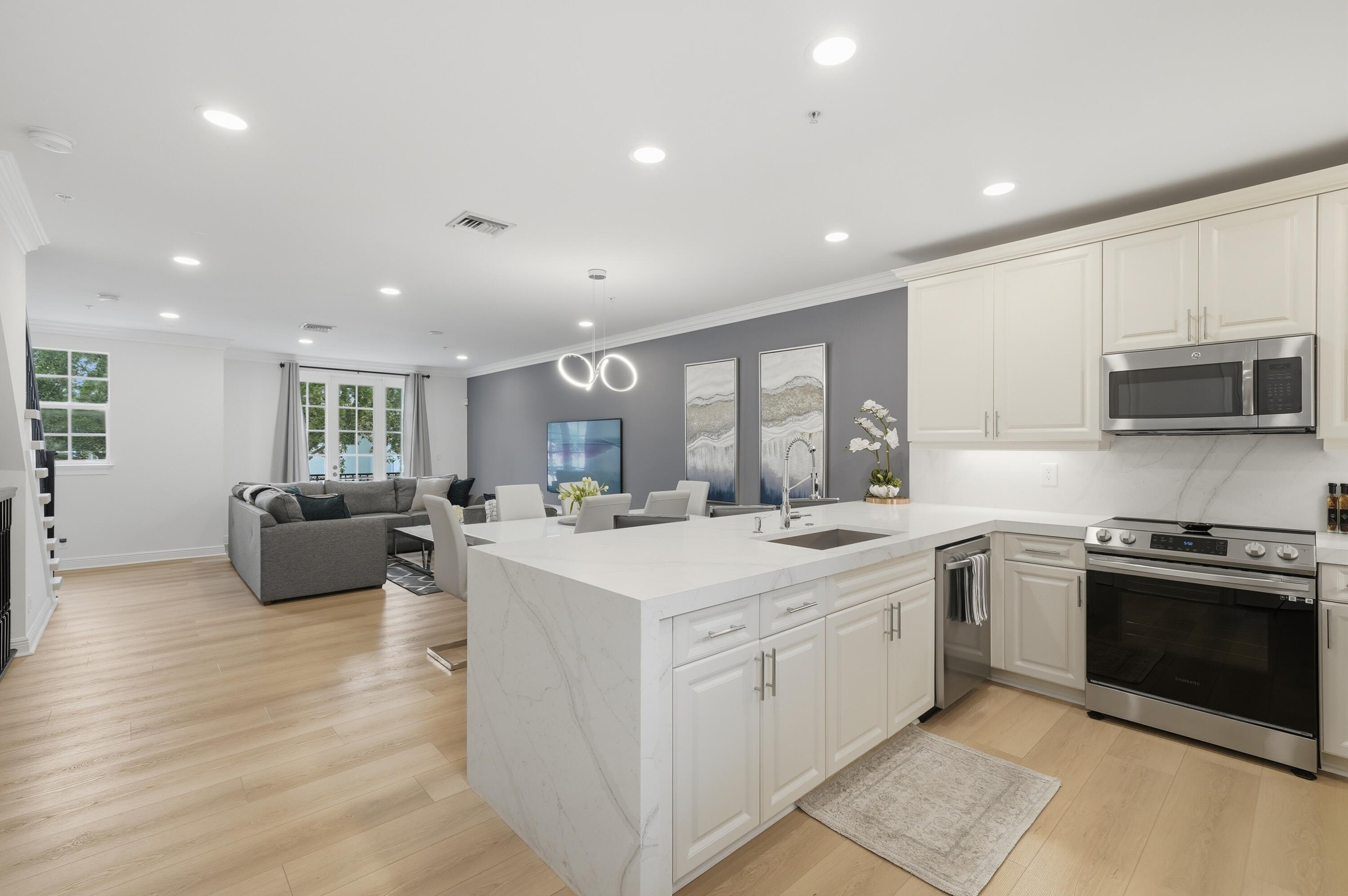 HERITAGE CLUB - Residential