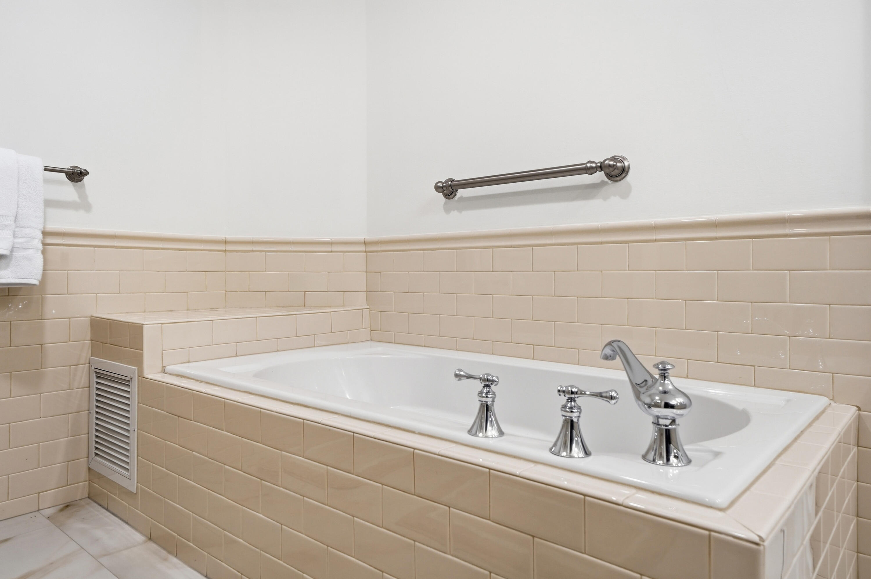 HERITAGE CLUB - Residential