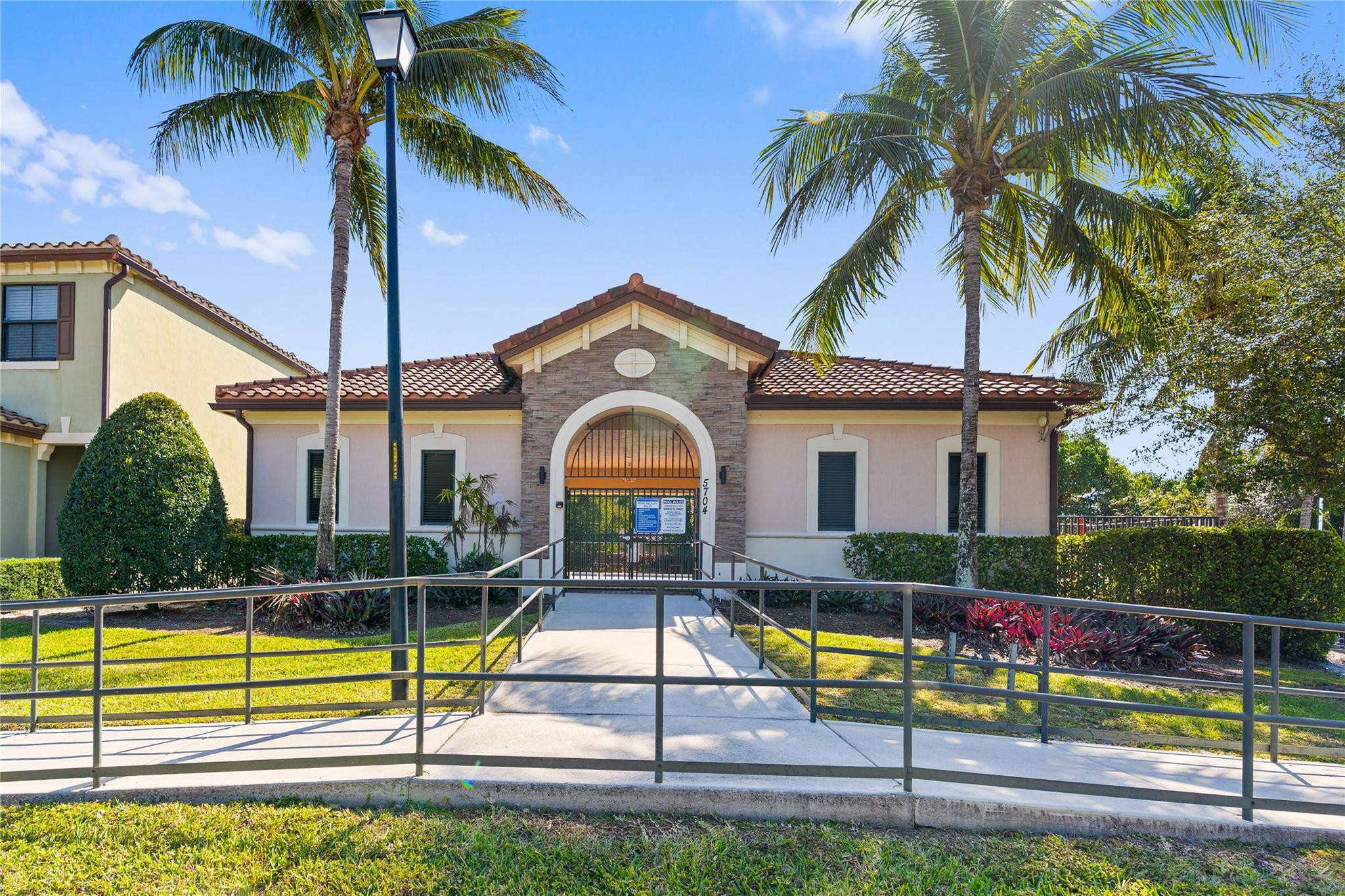 SABAL PALM BY PRESTIGE - Residential