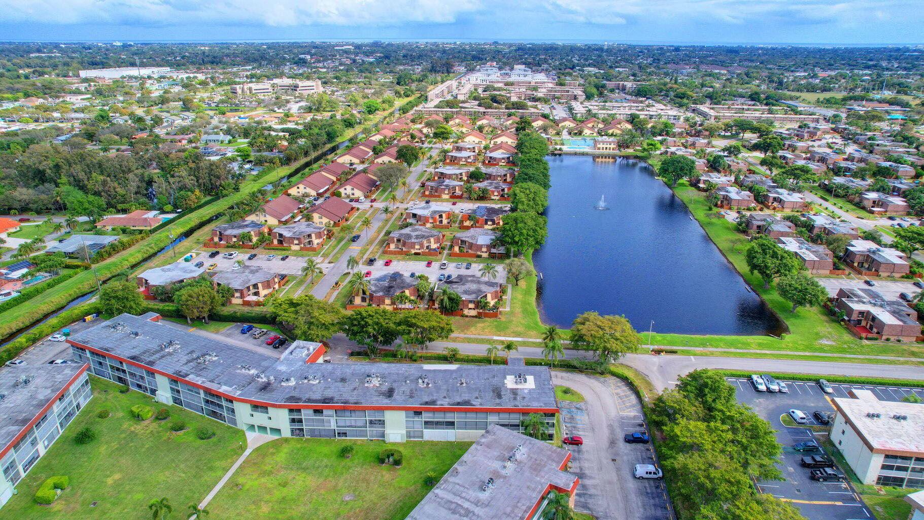 REGAL PALMS OXFORD CONDO - Residential