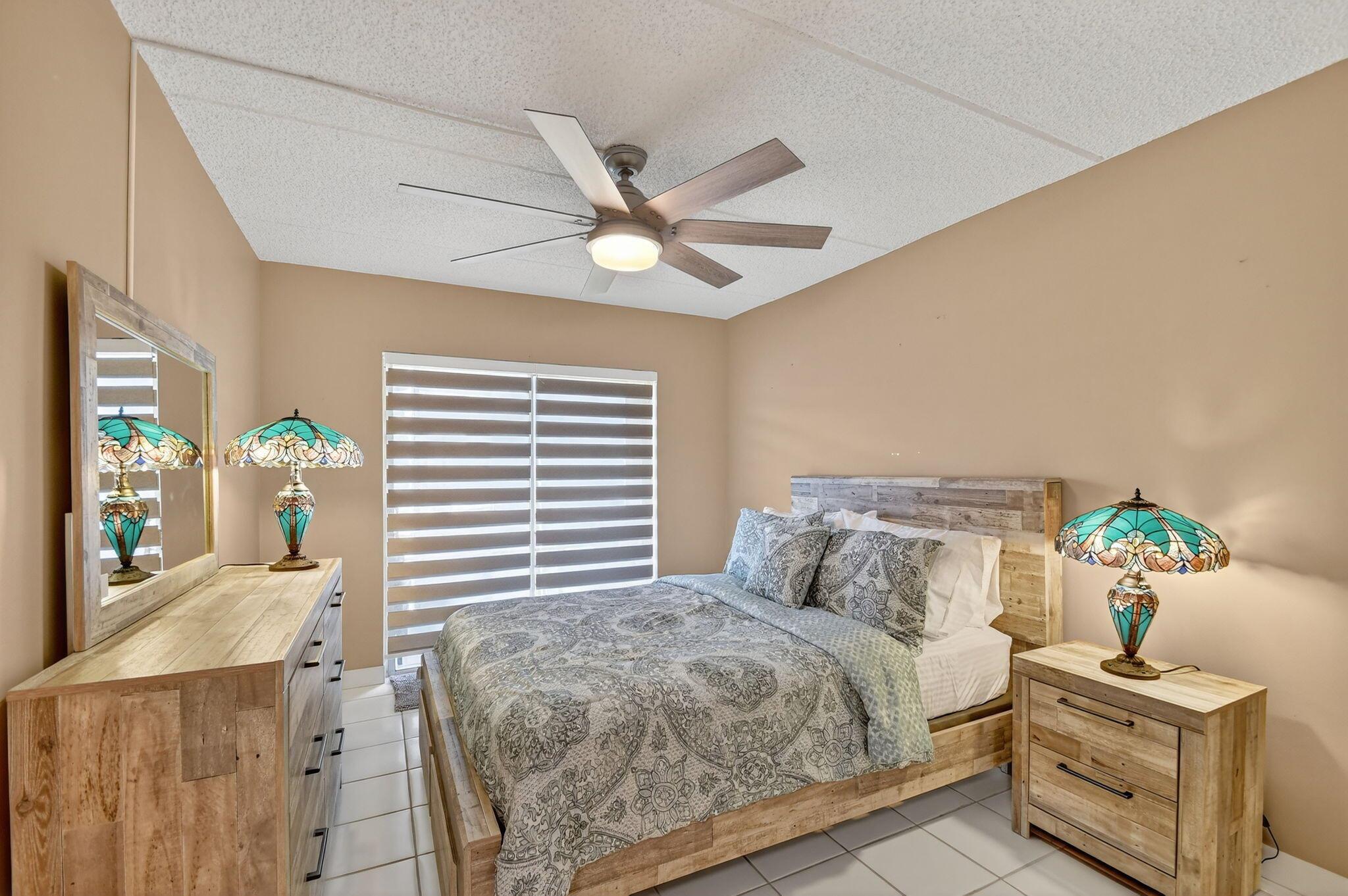 REGAL PALMS OXFORD CONDO - Residential