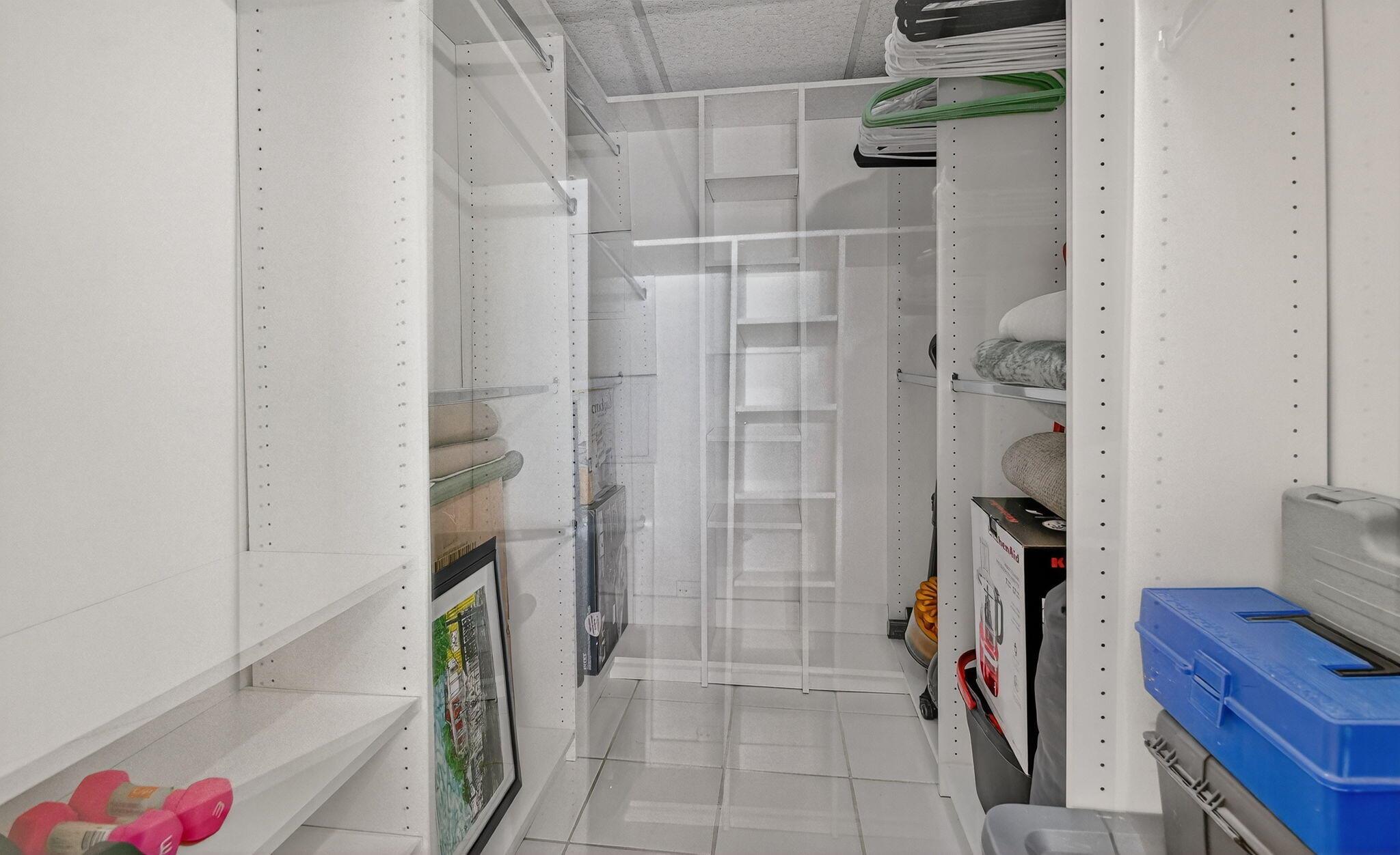 REGAL PALMS OXFORD CONDO - Residential