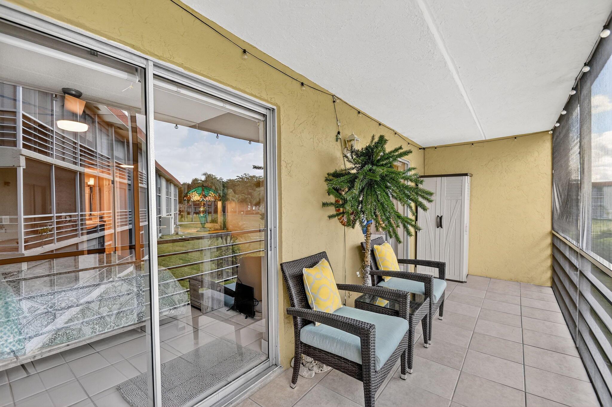 REGAL PALMS OXFORD CONDO - Residential