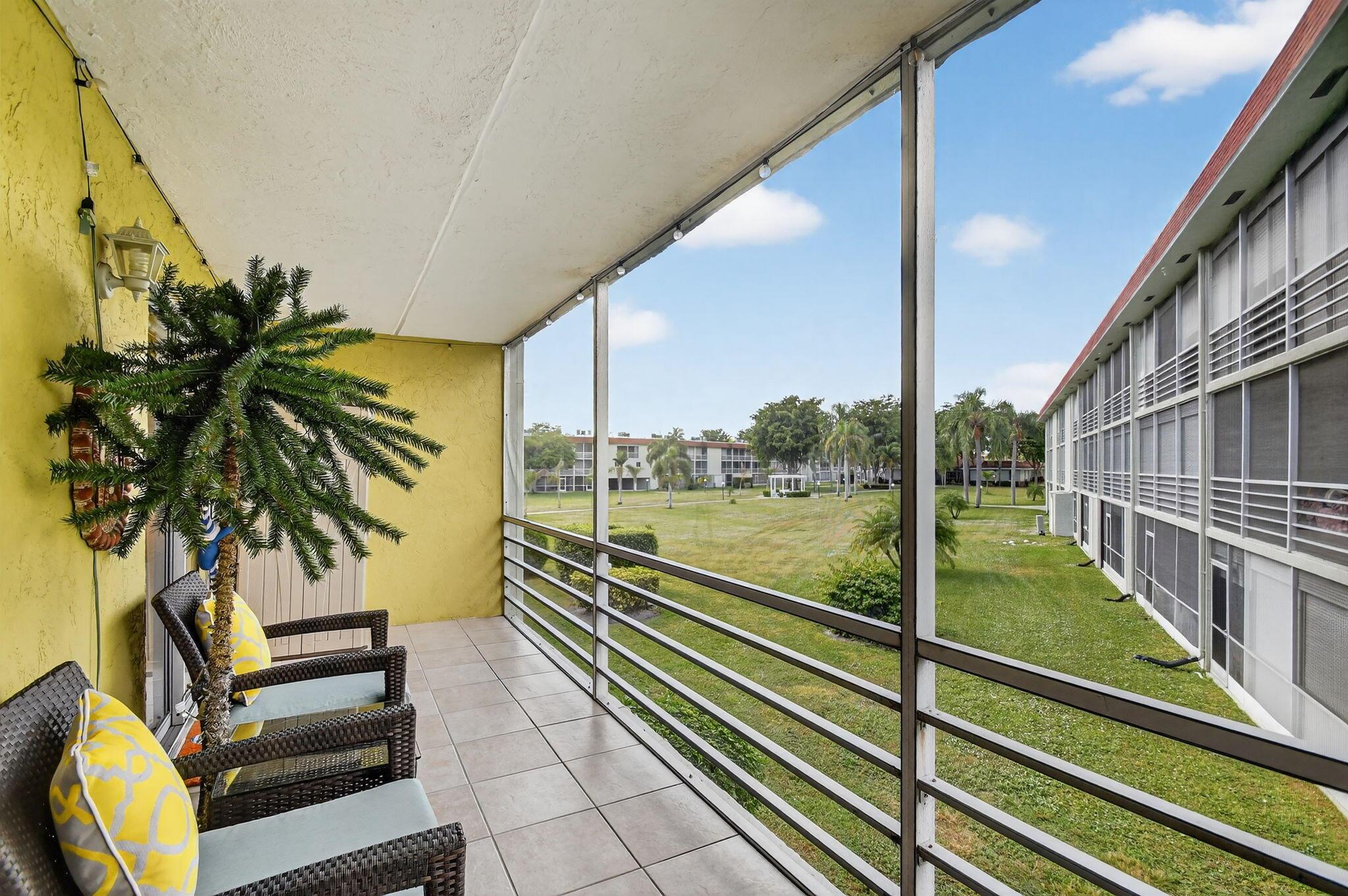 REGAL PALMS OXFORD CONDO - Residential