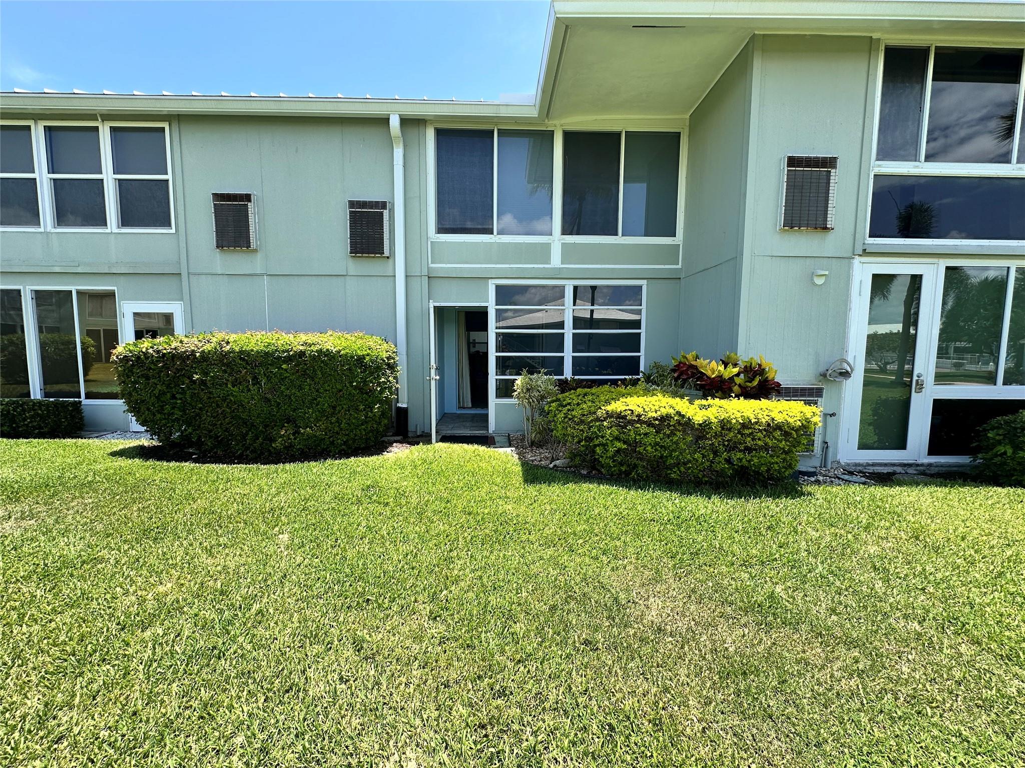 CROWN COLONY CLUB CONDO - Residential